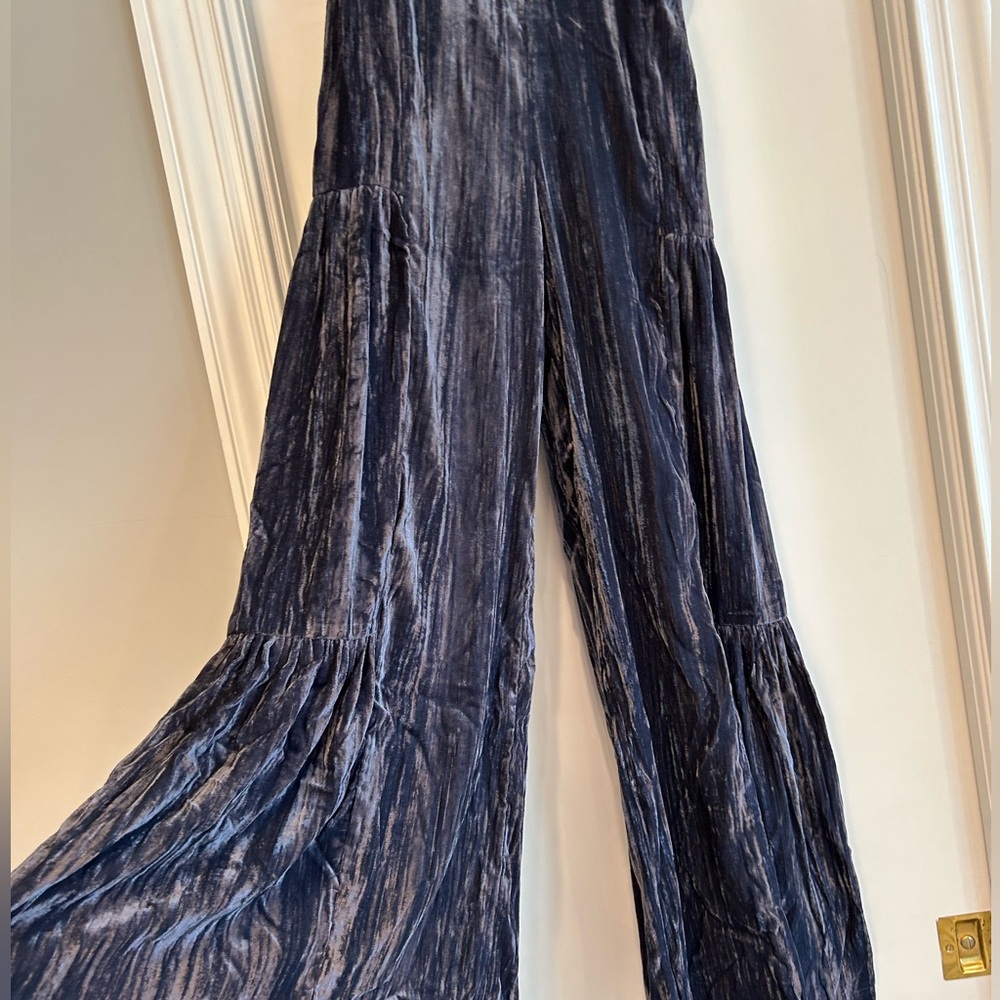Natural life crushed velvet-like palazzo pants. Grayish blue color. Size… - Picture 3 of 8